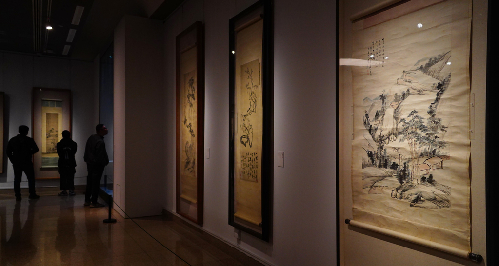 The "Ink Splendor and Cultural Context-  Works of Xin'an Painting School" was held at the National Art Museum of China
