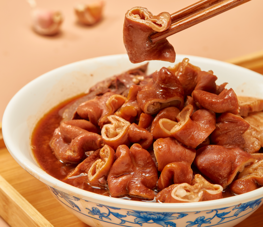 豆汁儿 VS 折耳根？京蓉版美食梦幻联动，谁是你的最爱？