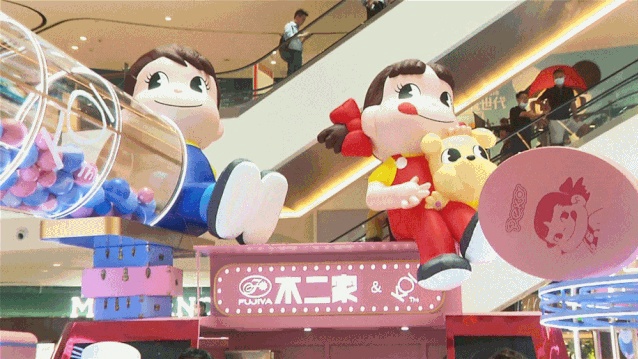 不二家のペコちゃんポコちゃん、上海に現る！中国初のポップアップストア