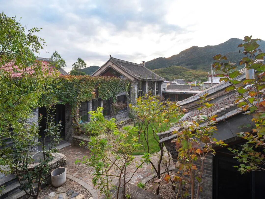 瓦厂·卧佛庭别墅丨山野入画，心归自然