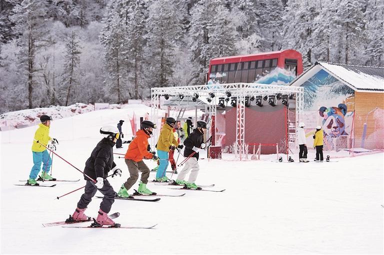 装备升级，点燃冰雪消费新引擎