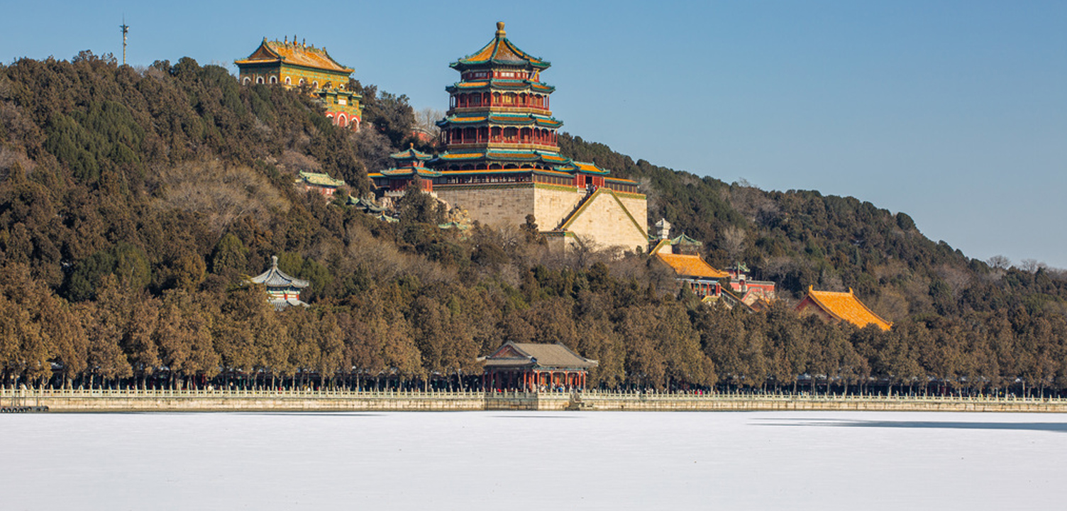 美到窒息！冬日颐和园宛如水墨画