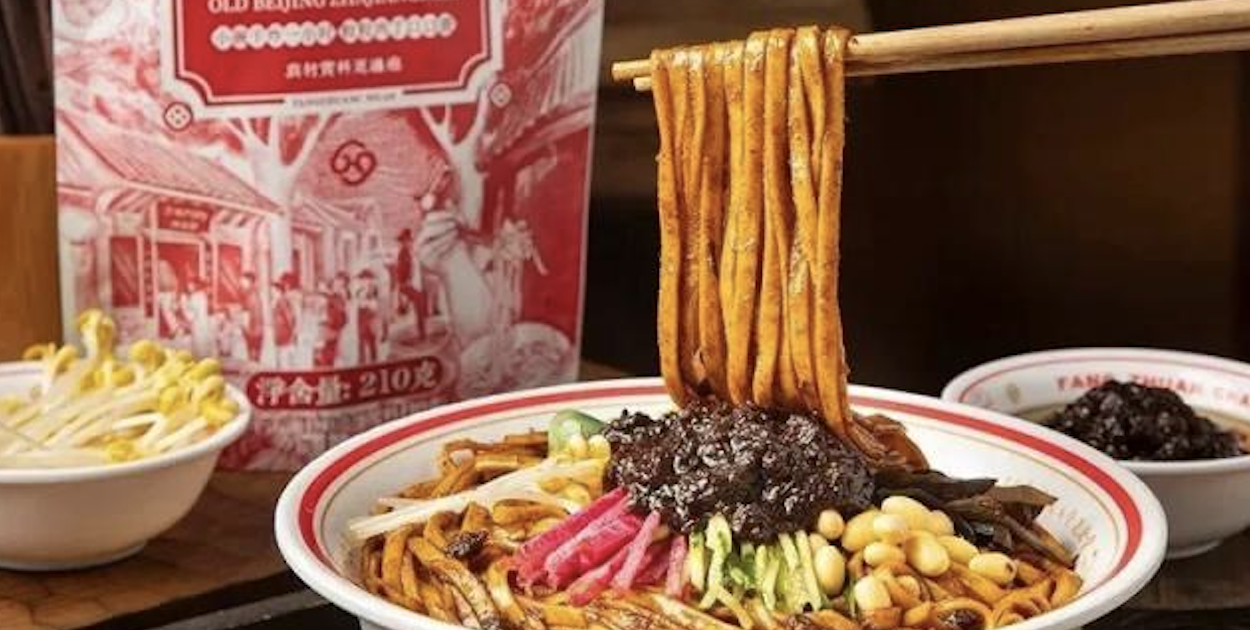 六年霸榜！方砖厂胡同这碗炸酱面，从东城火成顶流→