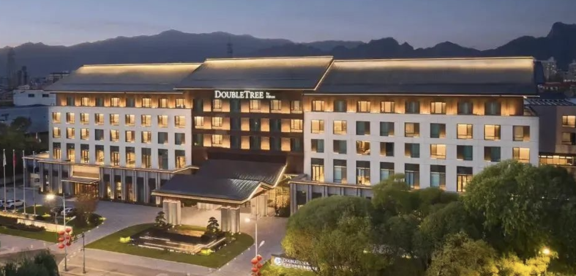 唤醒身心之旅 | 北京八达岭希尔顿逸林酒店“晨长城”体验套餐