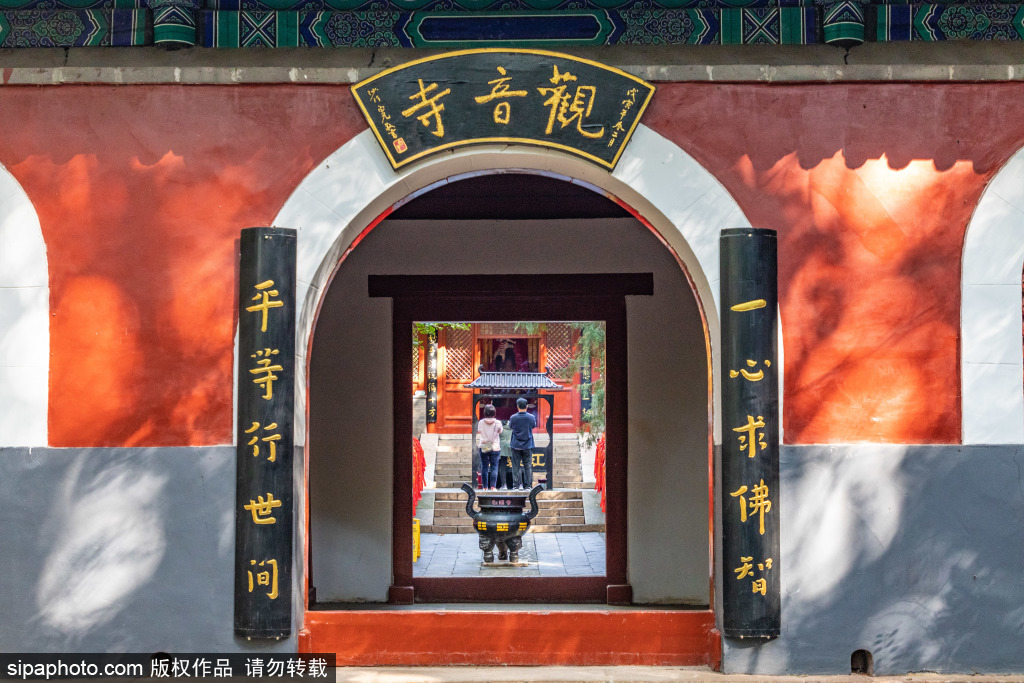 中国北部における仏教発祥の地とされている紅螺寺