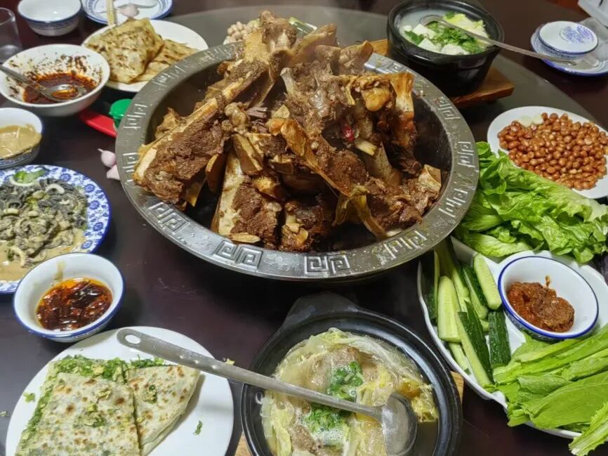 美在西集 | 玩转西集  冬日必去的西集老店，除了招牌肉饼，还有能暖透心窝的卤货锅