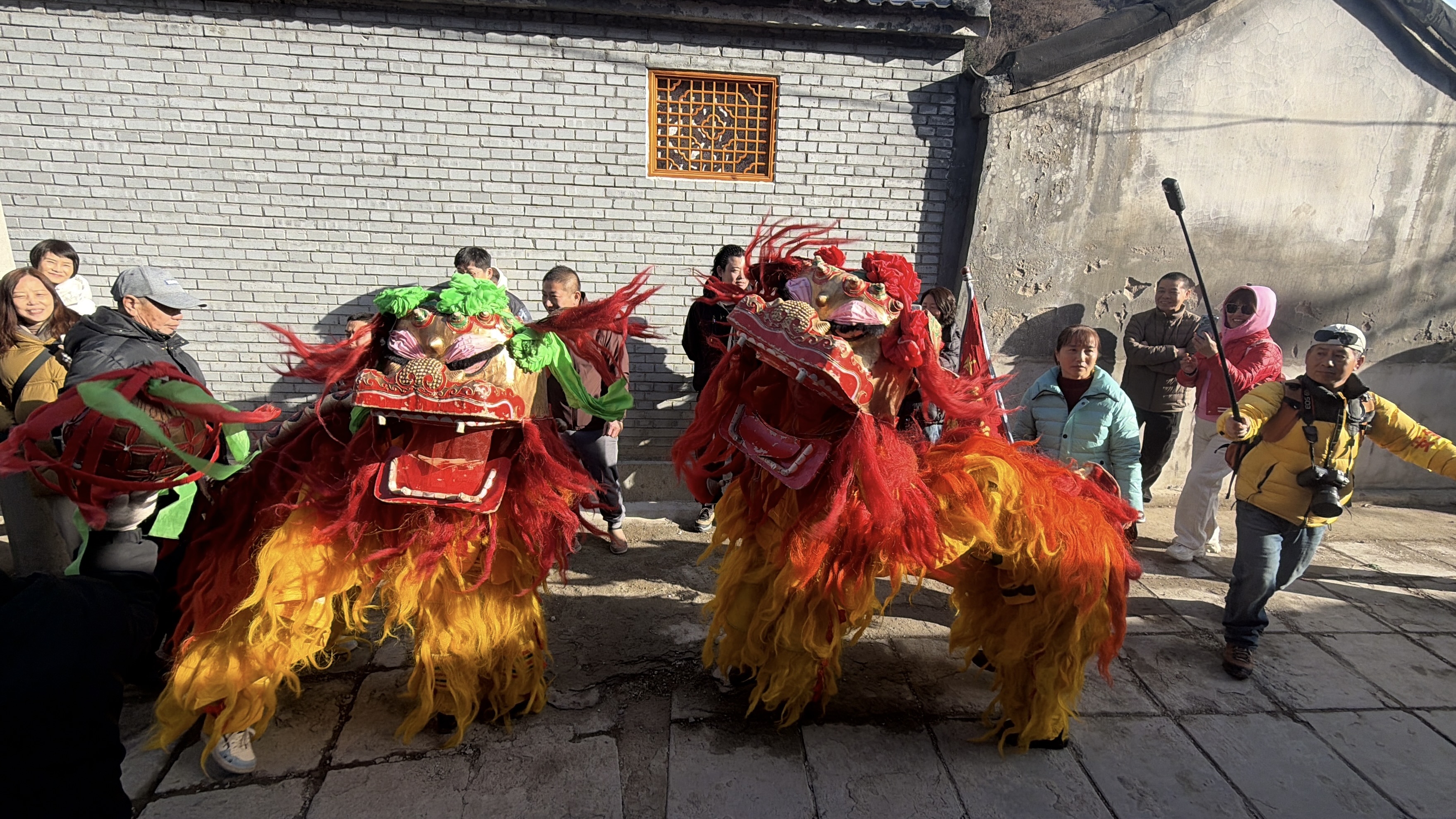 国家级非遗千军台庄户幡会闹元宵 门头沟古村上演百年民俗盛宴