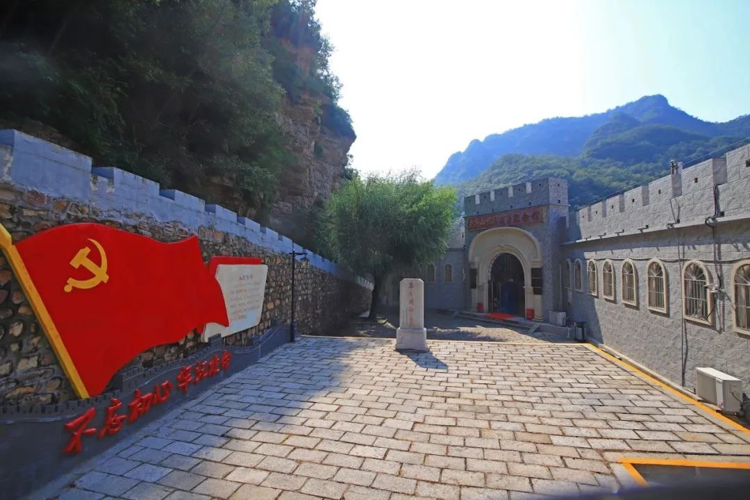 这面“天空之镜”太美了丨特色乡村旅游线路