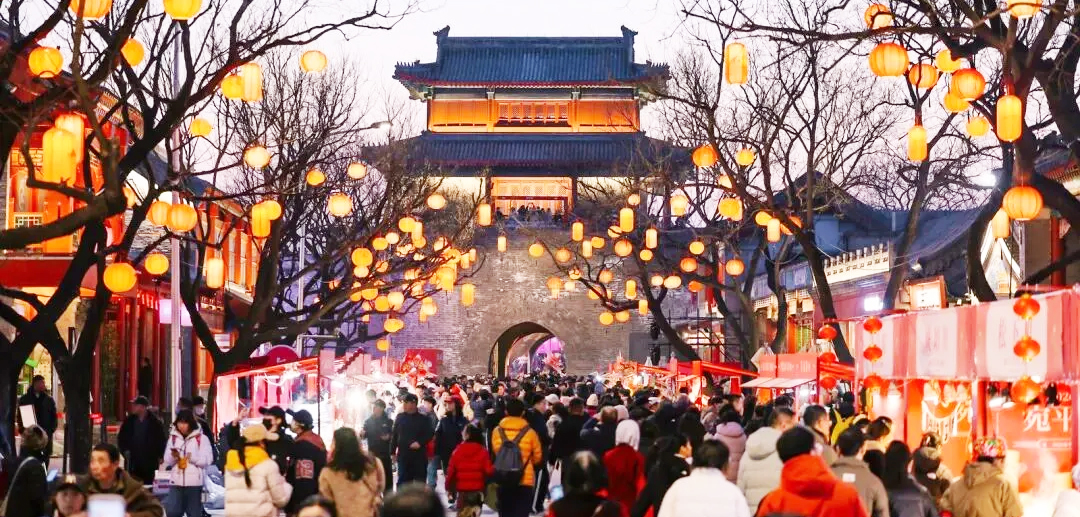 年味出圈、人气火爆！2026年春节假期北京文旅市场喜迎新春开门红