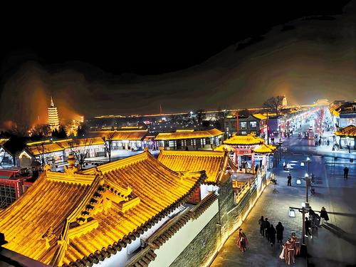 有“一眼千年”，更有一城烟火