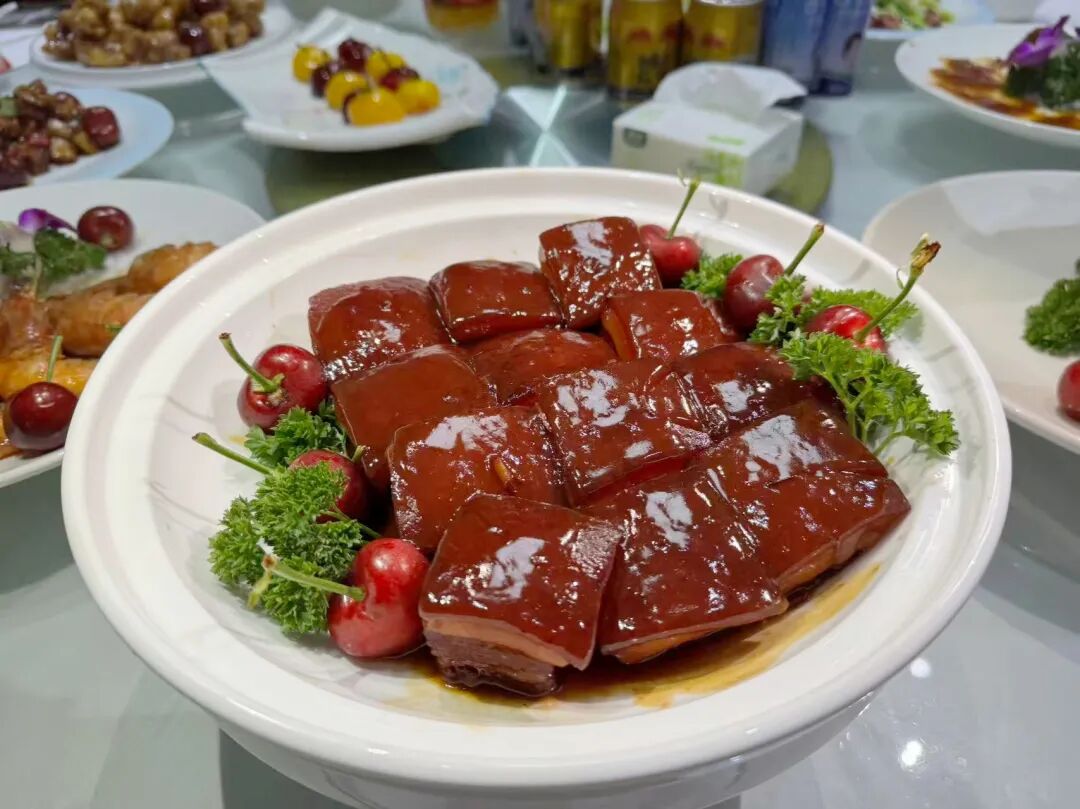 来通州西集，摘樱桃、吃家宴，露营骑行逛大集~