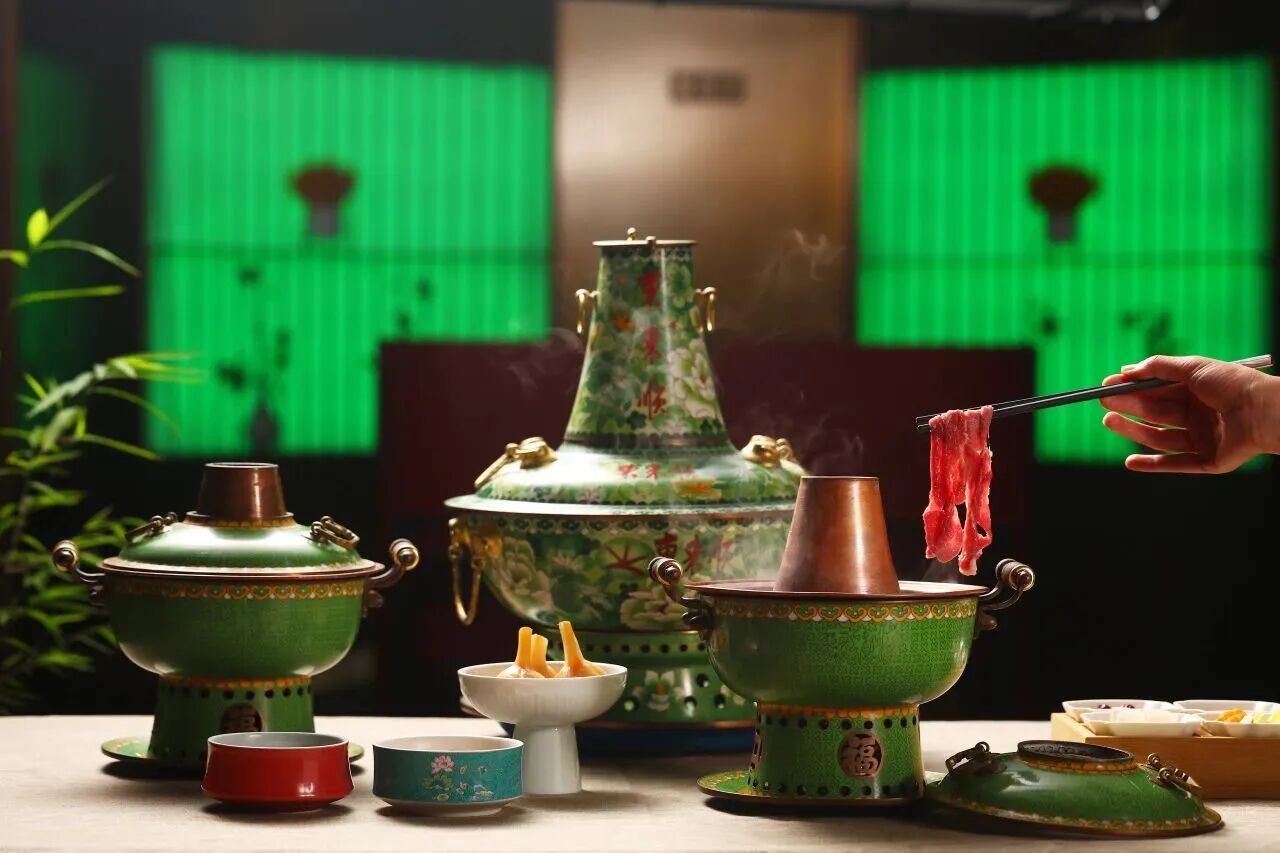 Winds blow after snowfall: A cozy guide to winter travel in Beijing