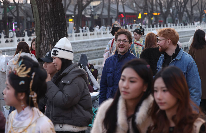 Итоги праздника Весны в Пекине: общий объем туристических расходов составил 33,14 млрд юаней