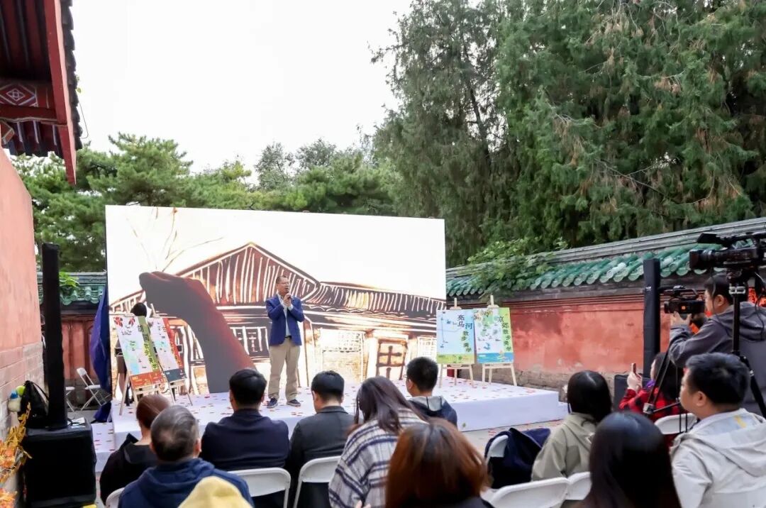 北京的秋来了！200张秋日长椅和秋日散步美学路线等你打卡——北京市文化和旅游局启动“秋日长椅三分钟”计划
